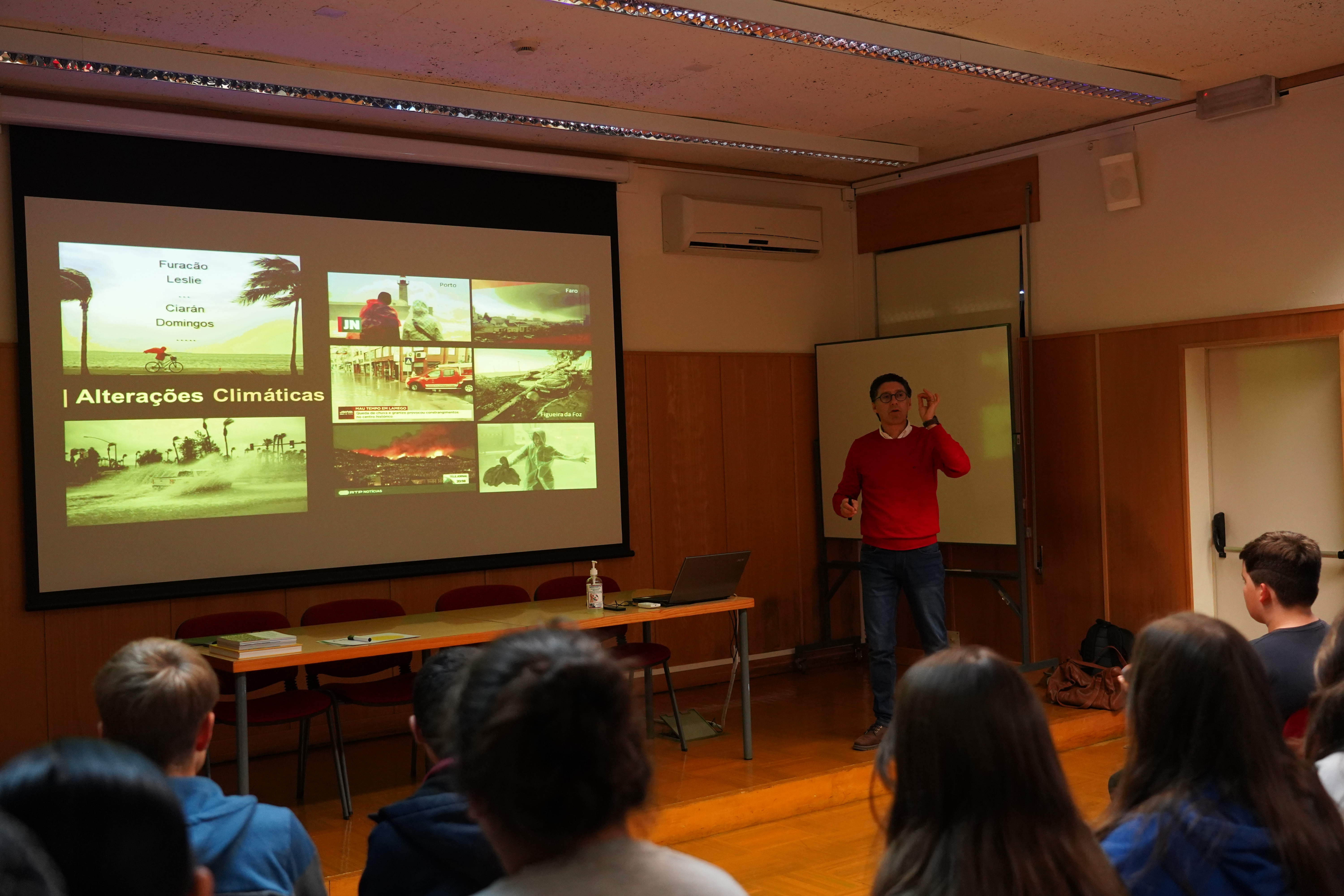 Município de Oliveira de Azeméis dinamiza ação de sensibilização no âmbito do Plano de Mobilidade Escolar - MODOS SUAVES, CIDADES + SUSTENTÁVEIS